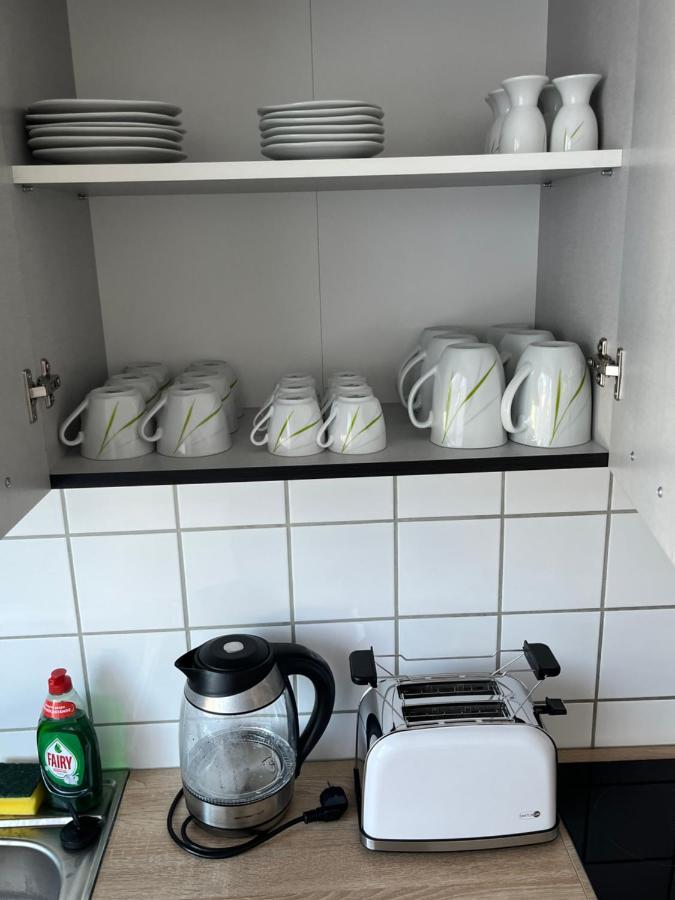 Zimmer Fuer Monteure, Handwerker Oder Reisende Essen Ngoại thất bức ảnh