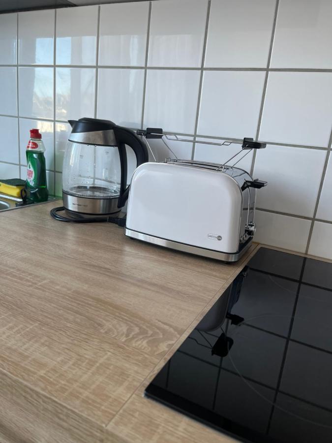 Zimmer Fuer Monteure, Handwerker Oder Reisende Essen Ngoại thất bức ảnh